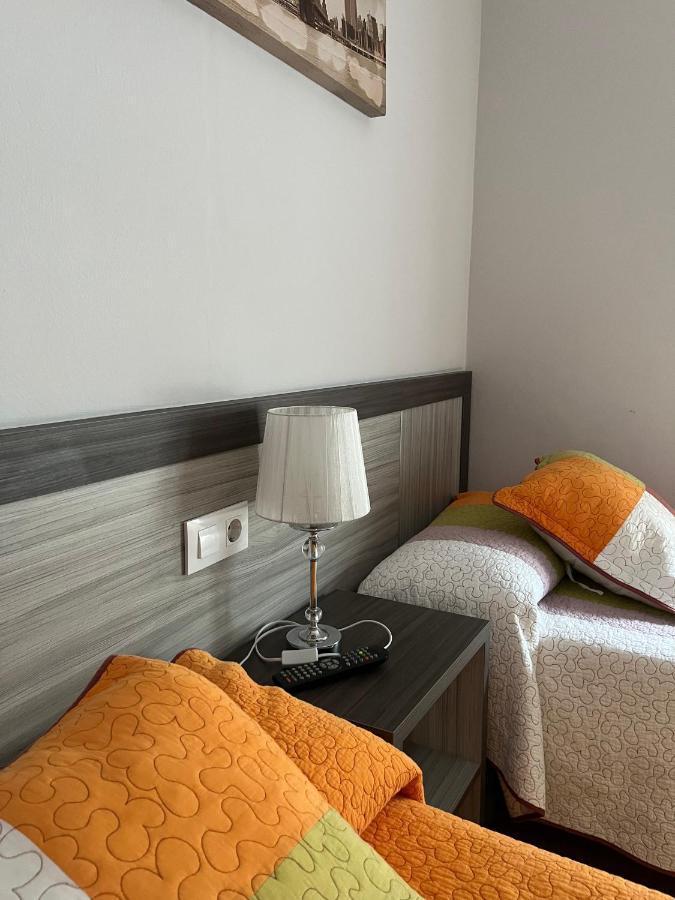 Pension A Pedra Думбрія Екстер'єр фото